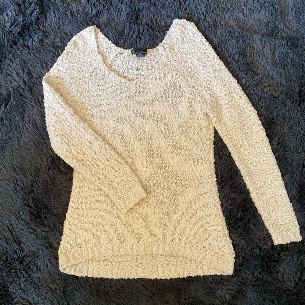 Contemporary Style SignatureStudio Popcorn Sweater